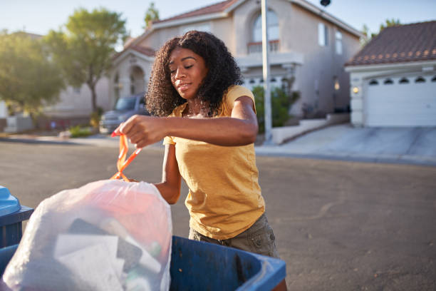 Best Trash Removal Near Me  in Fargo, ND