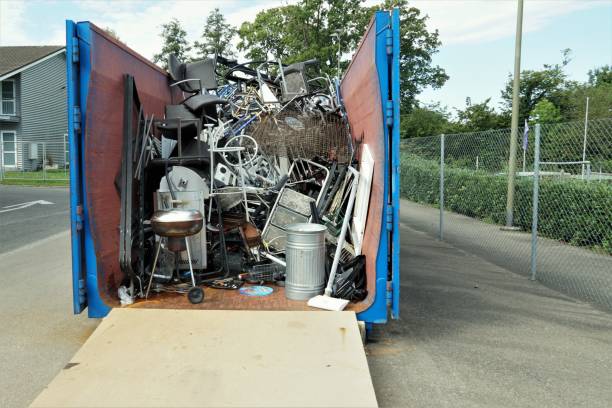 Best Junk Hauling Services  in Fargo, ND